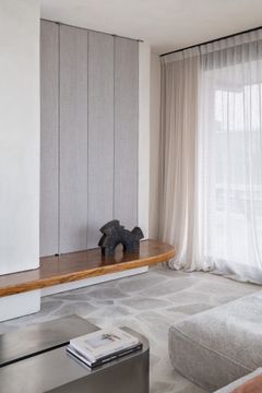 Handmade bronze design object by Marc Caelenberghe by Gardeco Objects