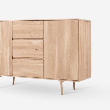 Fawn Dresser by GAZZDA