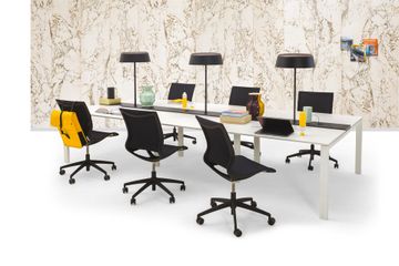 TURN conference chair by Gispen - view 5