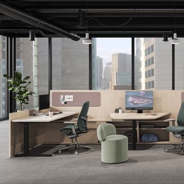 Haworth Gallerie Workstations by Haworth