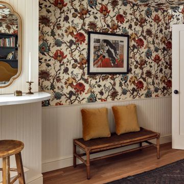 ARTEMIS Wallpaper - Ecru by House of Hackney - view 3