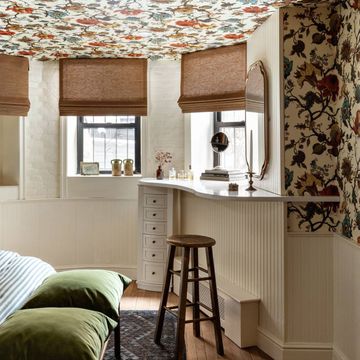 ARTEMIS Wallpaper - Ecru by House of Hackney - view 7