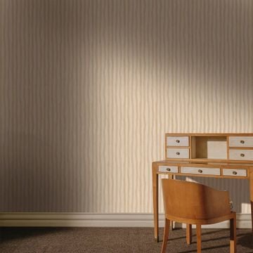 ARTIST'S STRIPE Wallpaper - Alabaster by House of Hackney - view 2