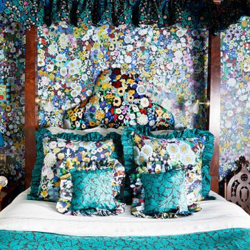 WOODSTOCK Wallpaper - Meadow by House of Hackney - view 3