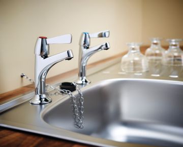 Alterna 21 Basin pillar tap 52x153 mm, 81 mm spout projection, 15 l/min (3 bar), no waste by Ideal Standard - view 4