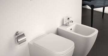 i.life B Back-to-wall bowl 355x540x400 mm, Washdown, CL1 full flush 3.9 - 6 L, horizontal outlet by Ideal Standard - view 2