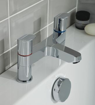 Tempo Regular bath 1700x700x410 mm, no tap hole, with overflow, no waste by Ideal Standard - view 6
