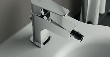 Connect Air Wall-hung bidet 360x540x295 mm, 1 tap hole, with overflow by Ideal Standard - view 2