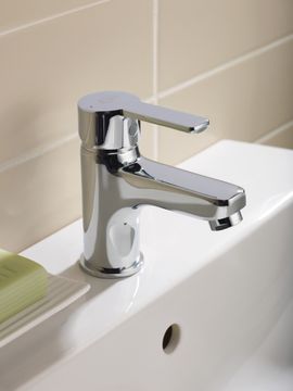 Calista Basin mixer 50x140x136 mm, 104 mm spout projection, 5 l/min (3 bar), no waste by Ideal Standard - view 6
