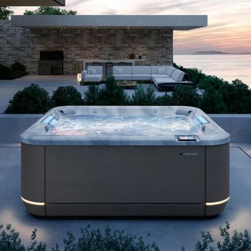J508™ by Jacuzzi®