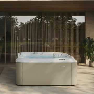 Omnia™: New Made in Italy Hot Tub by Jacuzzi®