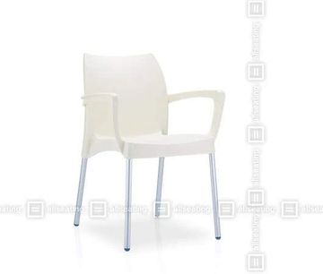Dolce 47 Armchair by JMS