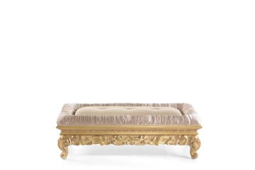 Scarlett bench by Jumbo Collection
