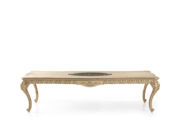 Scarlett dining table by Jumbo Collection