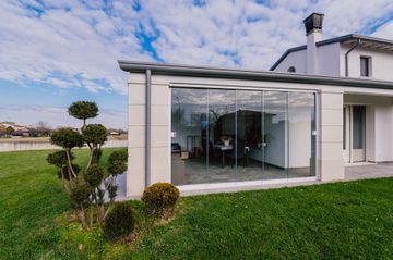 Line Glass by KE Outdoor Design