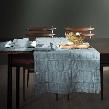 Modular buttoned tablecloth with tartan embroidery * while stocks last by LA FABBRICA DEL LINO