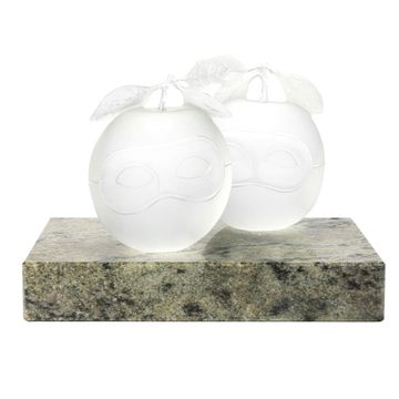 Le Prêtre Marié - Pomme Droite René Magritte et Lalique 2023 by Lalique - view 3