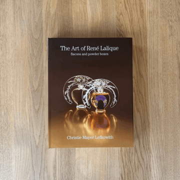 Livre "The Art of René Lalique, flacons and powder boxes" by Lalique