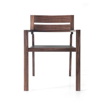 FABULA -  Sedia con braccioli in legno di noce massello by Lando