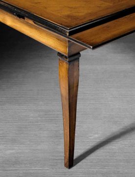 Antiqua Table by L'Ottocento