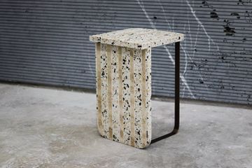 Line side table by Maami Home