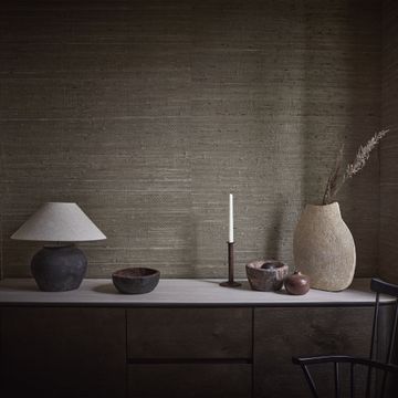 Arrowroot Wallcovering Parchment by Mark Alexander - view 3