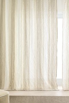 Curtain Aurora by Mastro Raphael