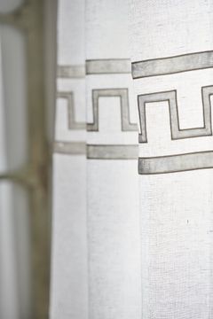 Curtain Efeso greca velluto by Mastro Raphael