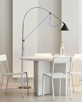 AYNO floorlamp – ZEIT EDITION ultramarin – Midgard Licht by Midgard Licht