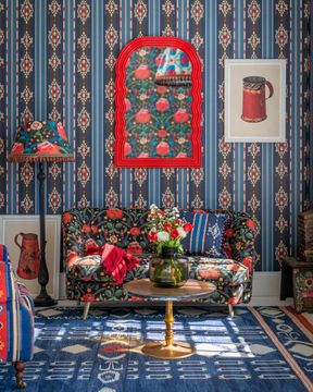 KING'S IKAT Wallpaper by Mind The Gap - view 8