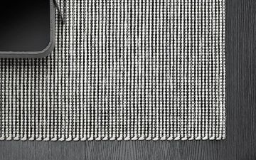 Osaka by Minotti