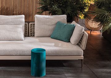 Pilotis "Outdoor" by Minotti - view 2