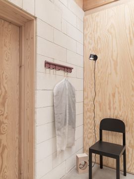 Coil Coat Rack by Muuto - view 6