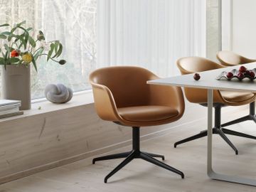 Fiber Conference Armchair Swivel Base w. Castors by Muuto - view 4