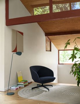 Oslo Lounge Chair Swivel Base by Muuto - view 6