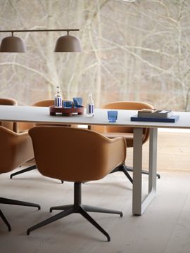 Fiber Conference Armchair Swivel Base w. Castors by Muuto - view 6