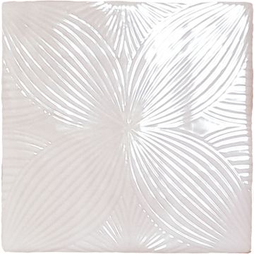 Melody Leilani by Nanda Tiles