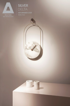 ESLABON - Wall-mounted Calacatta Oro marble clock by Nomon - view 3