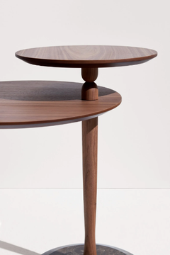 MOMENTS - Swivel walnut coffee table by Nomon - view 3