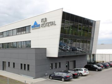 Heat-insulating and solar control glass (COMBI) by OKALUX - view 9