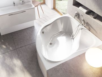 NewDay Bathtub 140x140 by Ravak