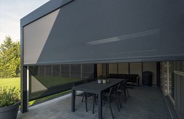 Geïntegreerde Fixscreen voor overkappingen | Zijwand by RENSON