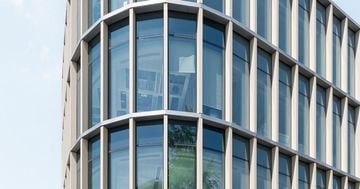 One City Park: Dynamische Architektur mit Rieder by RIEDER