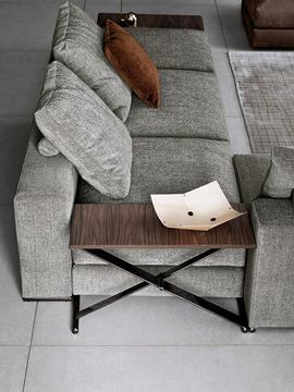 Ananta Class Table by Saba Italia - view 5