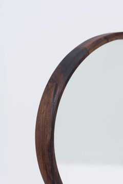 Lustro DYSK2 orzechowe – Swallow's Tail Furniture by ST FURNITURE