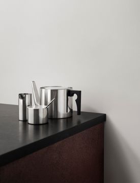 Arne Jacobsen teapot 1.25 l. by Stelton - view 2