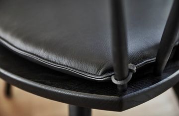 Arka | Seat Cushion by Stolab - view 4
