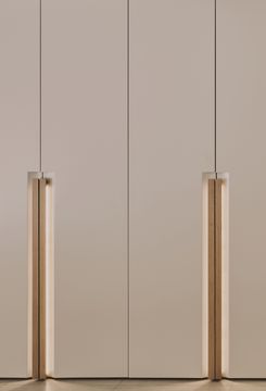 Marbella I Residence. Naos wardrobe by Uecko