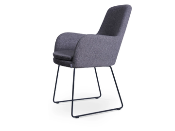 DOLPHIN SLED - Sled base fabric chair with armrests by 5A Design