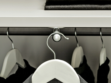 INTERMEZZO - Wardrobe pull-out clothes rod by Adok